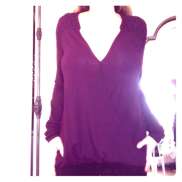 Michael Stars V Neck Blouson Tee - Picture 4 of 8